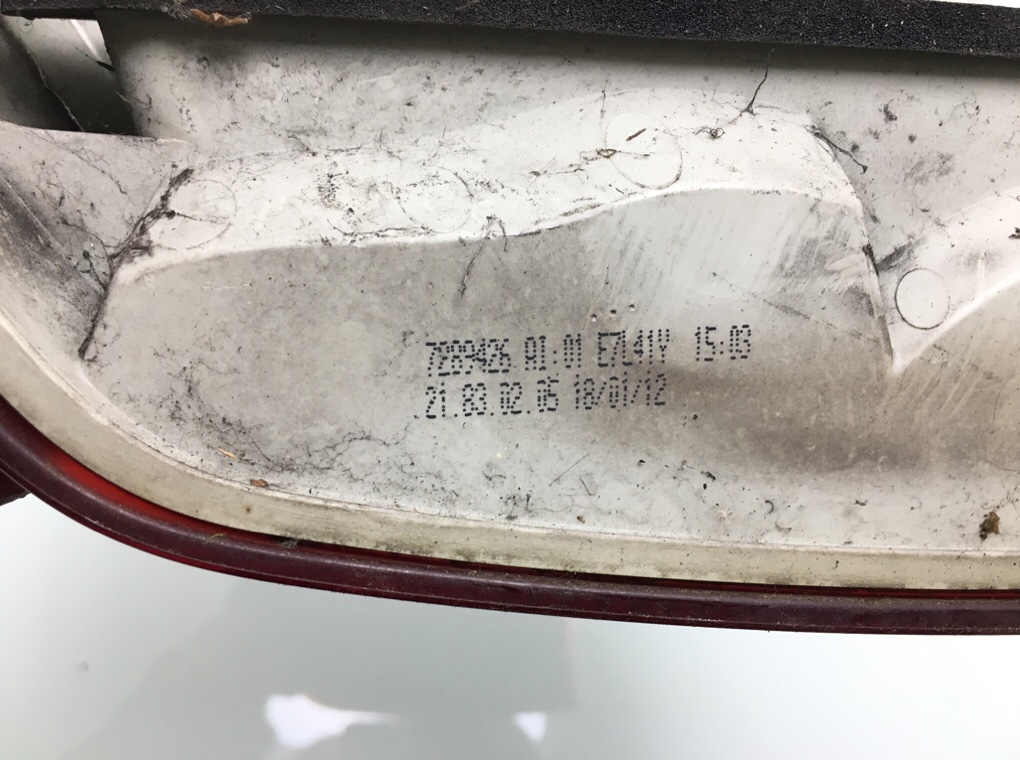 Фонарь задний правый для BMW 3 E90/E91/E92/E93, 2010 г. 2.0 i бензин б/у — фото 6