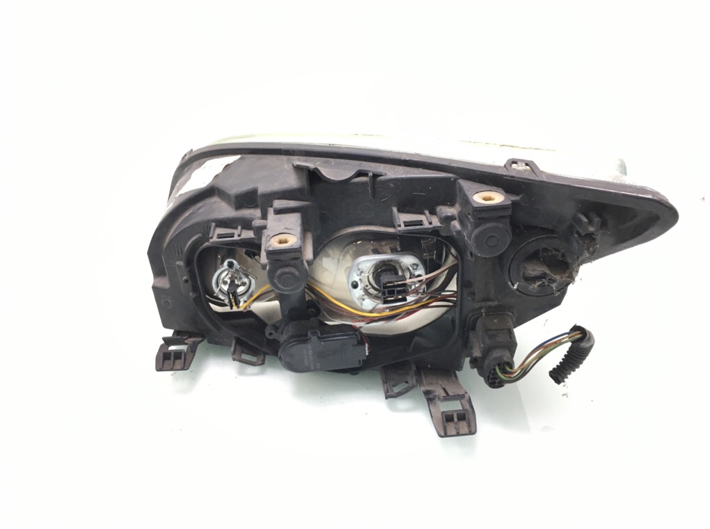 Фара правая для Ford Focus, 2006 г. 1.8 TDCi дизель б/у — фото 3
