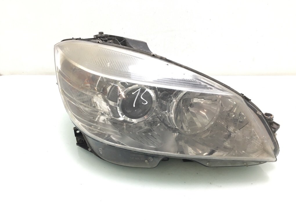 Фара правая для Mercedes C W204, 2008 г. 3.0 CDI дизель б/у