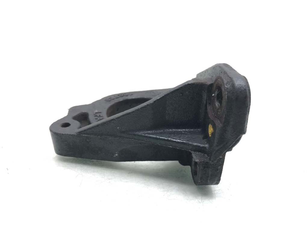 Кронштейн полуоси для Renault Scenic, 2001 г. 1.6 i бензин б/у — фото 5