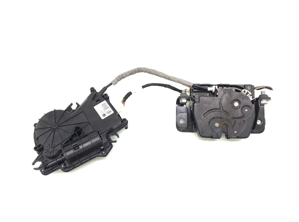 Замок багажника для BMW 5 F10/F11/GT F07, 2010 г. 2.0 TD дизель б/у