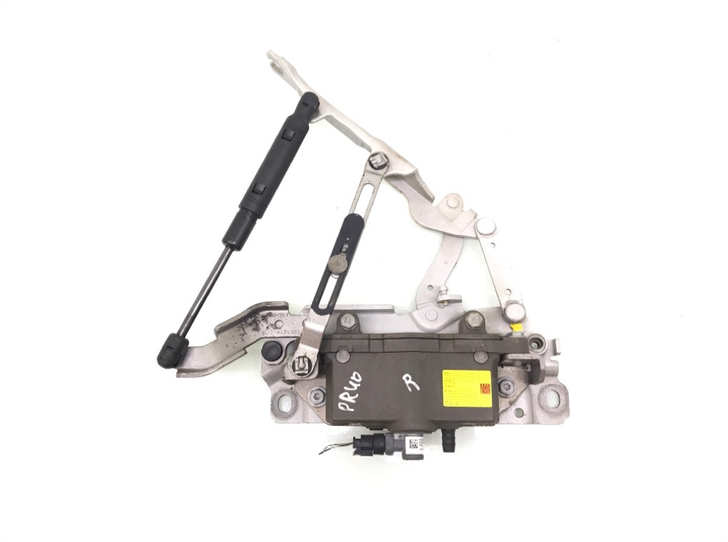 Петля капота правая для BMW 5 F10/F11/GT F07, 2010 г. 2.0 TD дизель б/у