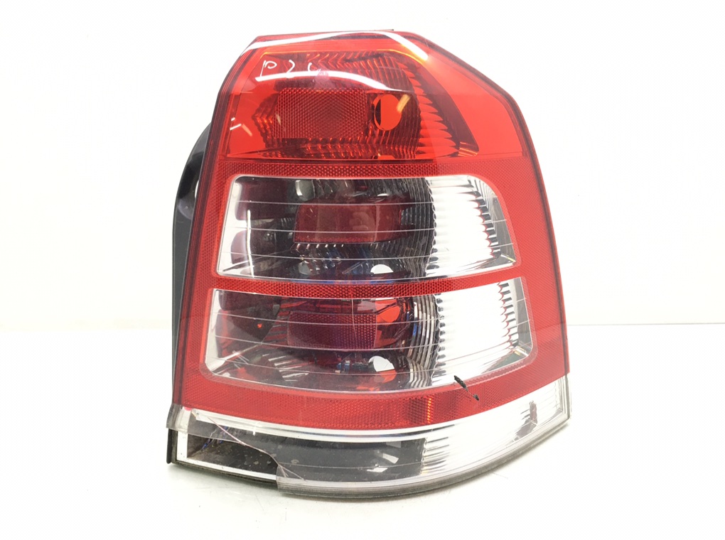 Фонарь задний правый для Opel Zafira, 2009 г. 1.8 i бензин б/у