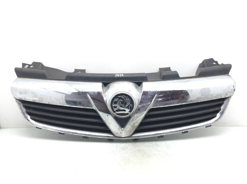 Решетка радиатора для Opel Zafira, 2007 г. 1.9 CDTi дизель б/у