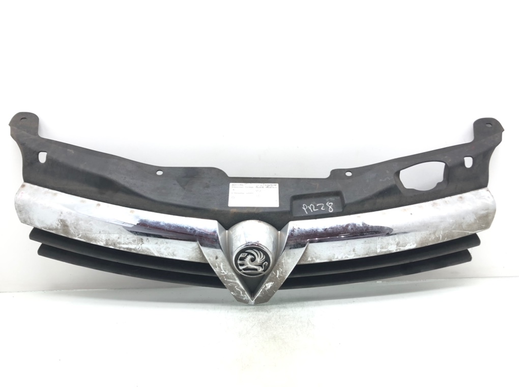 Решетка радиатора для Opel Astra, 2004 г. 1.4 i бензин б/у
