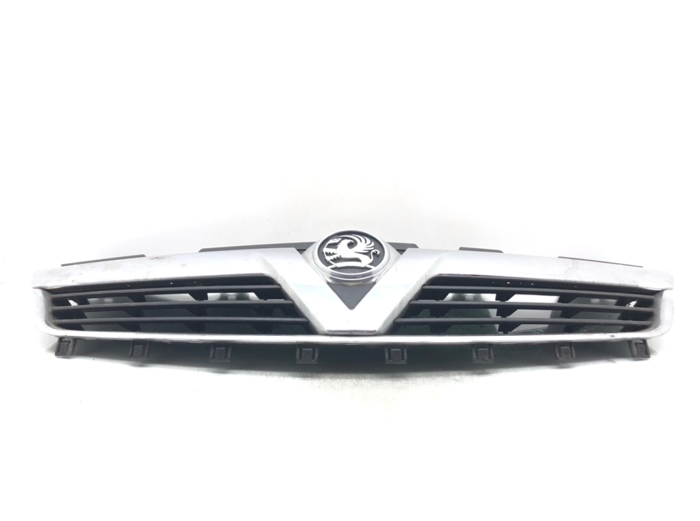Решетка радиатора для Opel Zafira, 2006 г. 1.6 i бензин б/у — фото 2