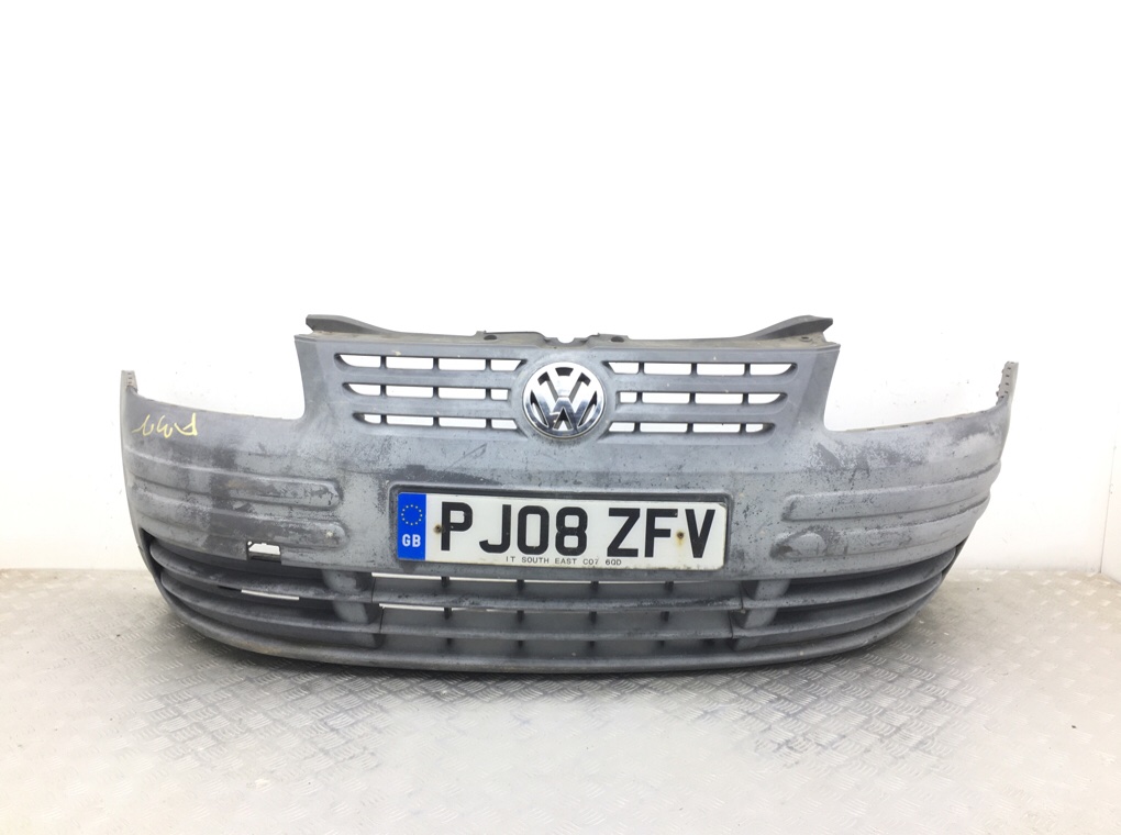 Бампер передний для Volkswagen Caddy, 2008 г. 1.9 TDi дизель б/у