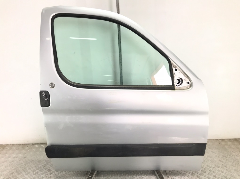 Дверь передняя правая для Peugeot Partner, 2007 г. 1.6 HDi дизель б/у