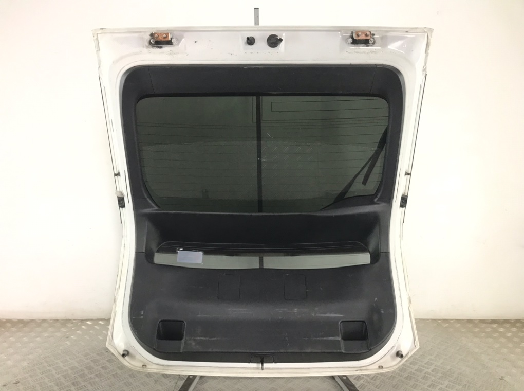 Крышка багажника для Toyota Prius, 2011 г. 1.8 i бензин б/у — фото 3