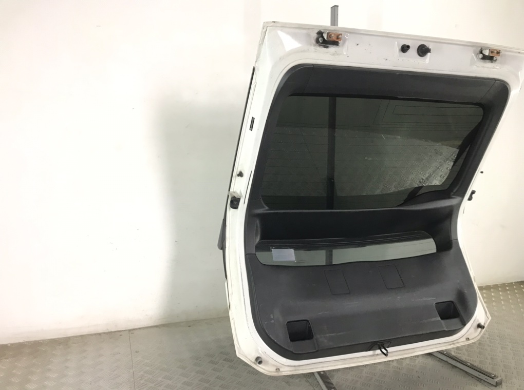 Крышка багажника для Toyota Prius, 2011 г. 1.8 i бензин б/у — фото 4