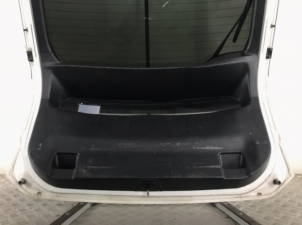 Крышка багажника для Toyota Prius, 2011 г. 1.8 i бензин б/у — фото 6