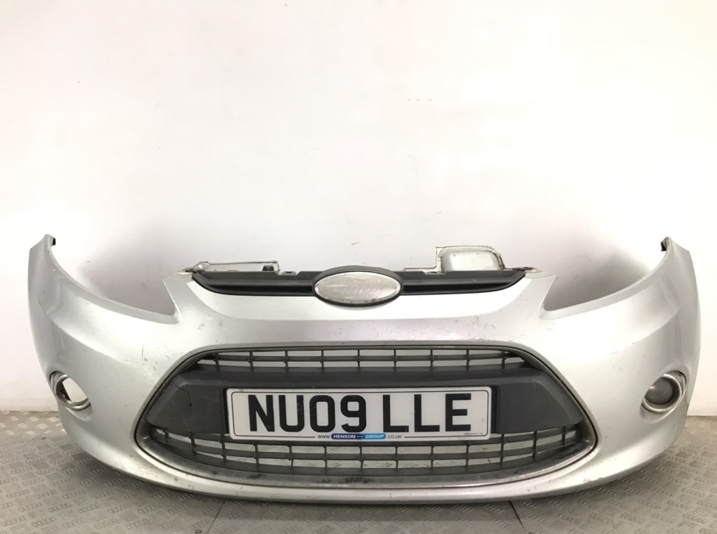 Бампер передний для Ford Fiesta, 2009 г. 1.4 TDCi дизель б/у