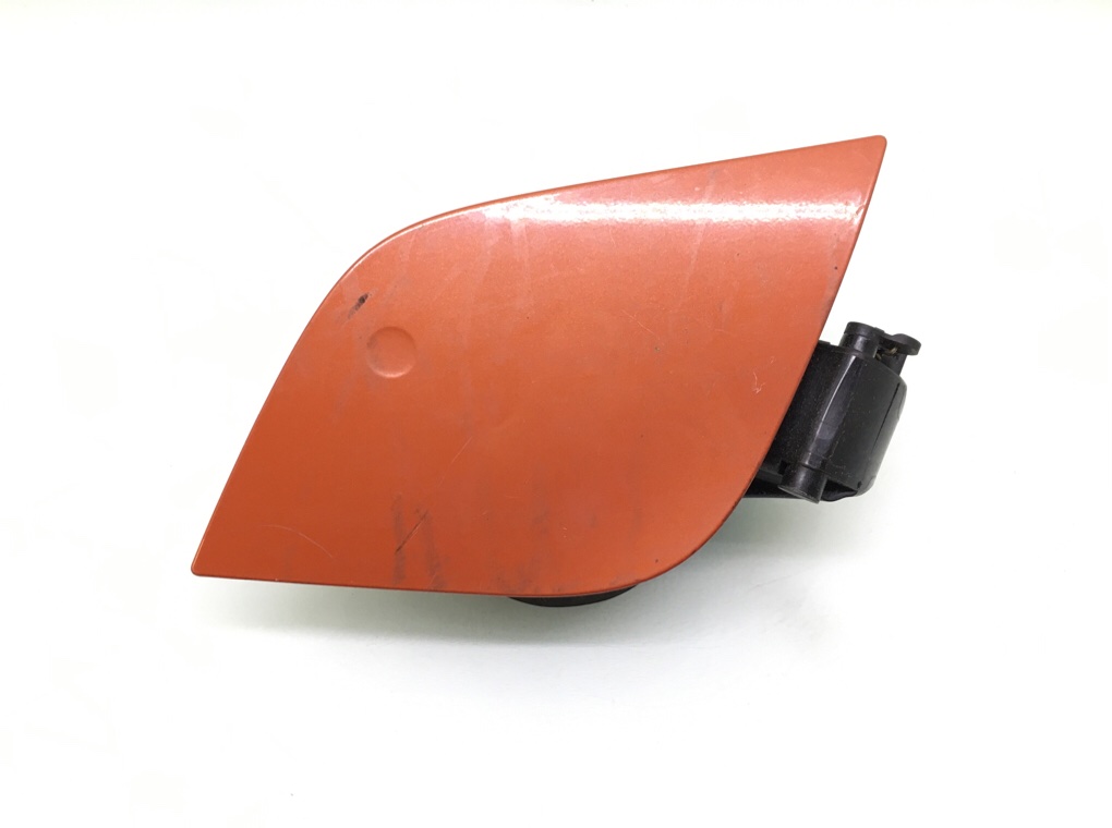 Лючок топливного бака для Ford Focus, 2011 г. 1.6 i бензин б/у