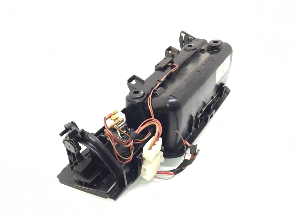 Пепельница для BMW 7 F01/F02, 2011 г. 3.0 TD дизель б/у — фото 6