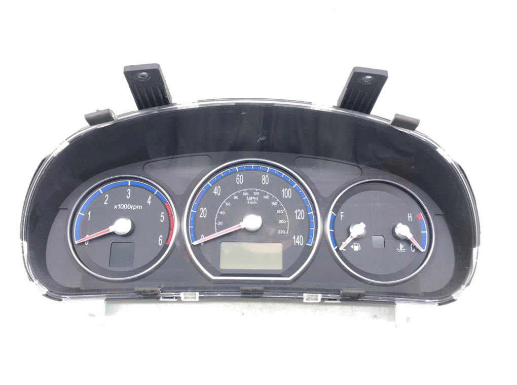 Щиток приборов (приборная панель) для Hyundai Santa Fe, 2006 г. 2.2 CRDi дизель б/у