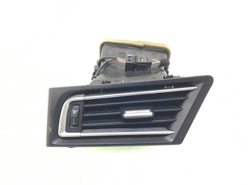 Дефлектор обдува салона для BMW 7 F01/F02, 2011 г. 3.0 TD дизель б/у
