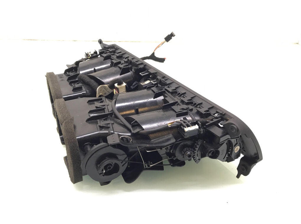 Дефлектор обдува салона для BMW 7 F01/F02, 2011 г. 3.0 TD дизель б/у — фото 2