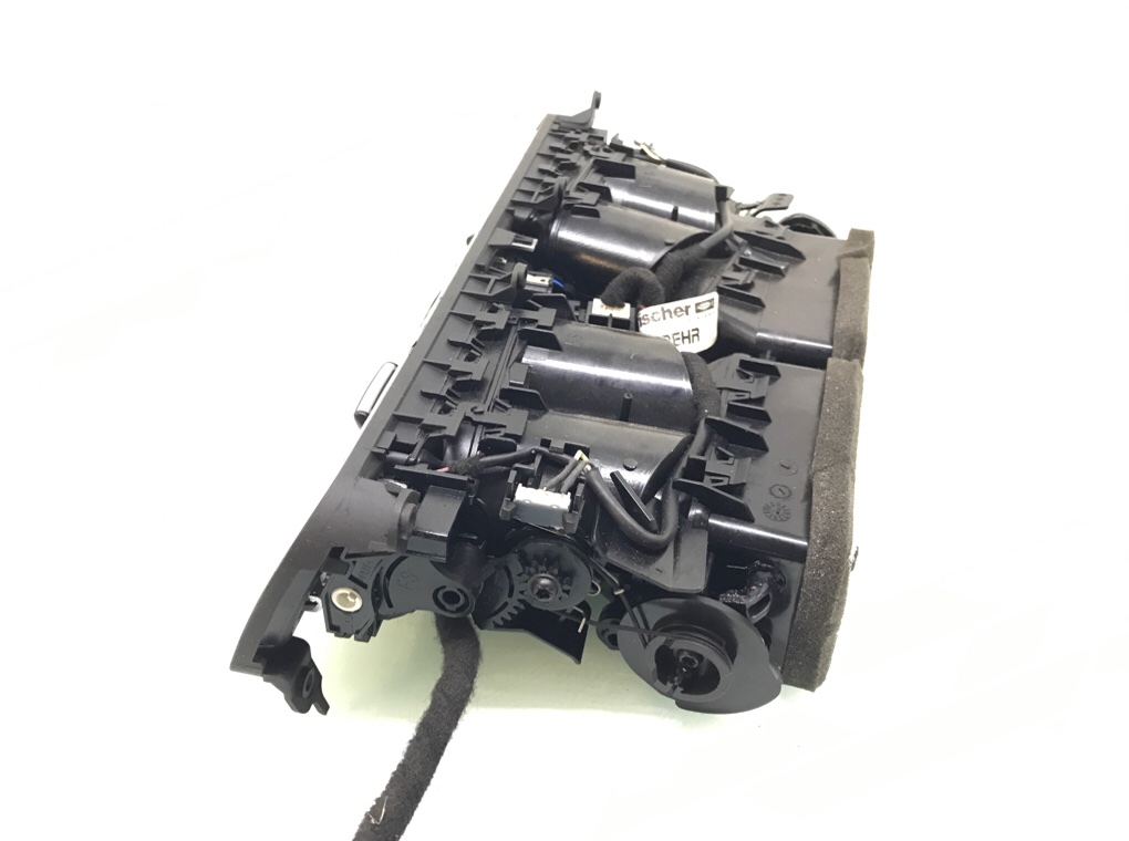 Дефлектор обдува салона для BMW 7 F01/F02, 2011 г. 3.0 TD дизель б/у — фото 3