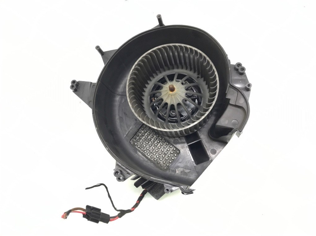 Моторчик печки для BMW 7 F01/F02, 2011 г. 3.0 TD дизель б/у