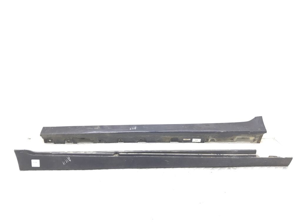 Накладка на порог для BMW 5 F10/F11/GT F07, 2010 г. 3.0 TD дизель б/у