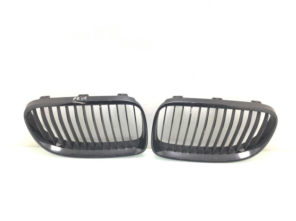 Решетка радиатора для BMW 3 E90/E91/E92/E93, 2011 г. 3.0 i бензин б/у