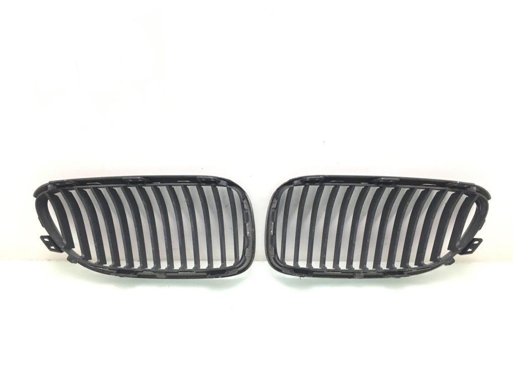 Решетка радиатора для BMW 3 E90/E91/E92/E93, 2011 г. 3.0 i бензин б/у — фото 3