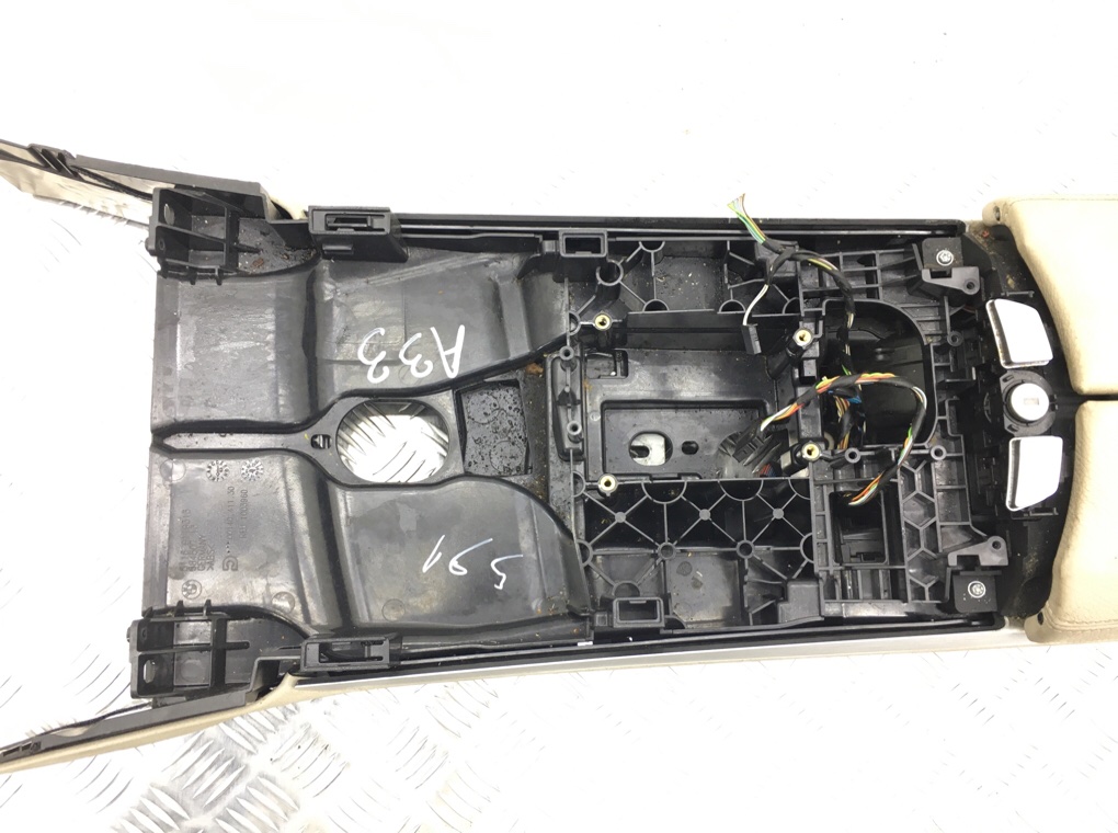 Консоль салона (кулисная часть) для BMW 7 F01/F02, 2011 г. 3.0 TD дизель б/у — фото 4