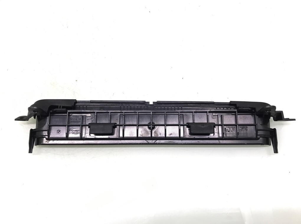 Накладка декоративная для BMW 7 F01/F02, 2011 г. 3.0 TD дизель б/у — фото 4