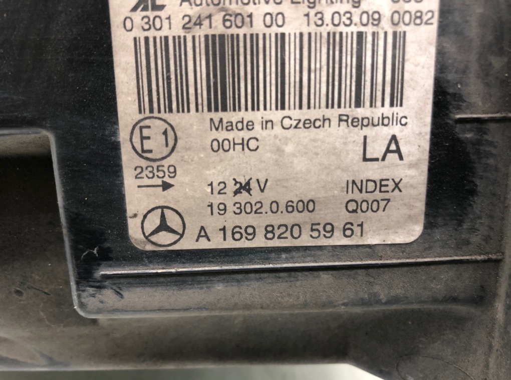 Фара левая для Mercedes A W169, 2009 г. 2.0 CDi дизель б/у — фото 7