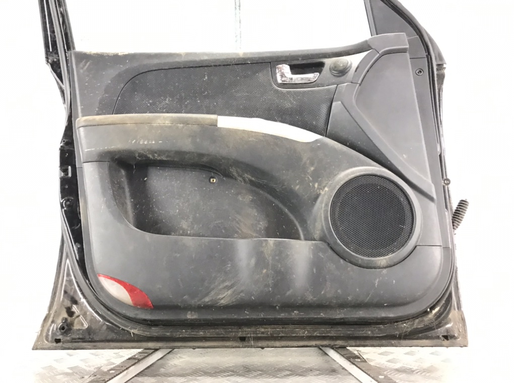 Дверь передняя левая для Kia Sportage, 2005 г. 2.0 CRDi дизель б/у — фото 4