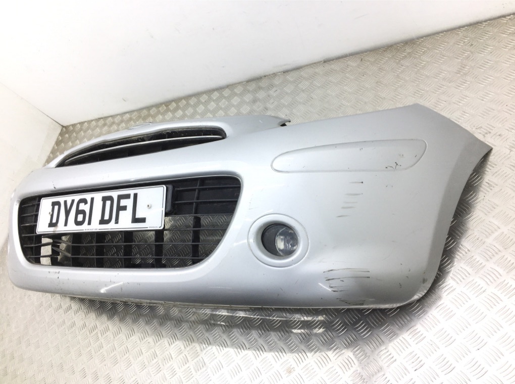 Бампер передний для Nissan Micra, 2011 г. 1.2 i бензин б/у — фото 4