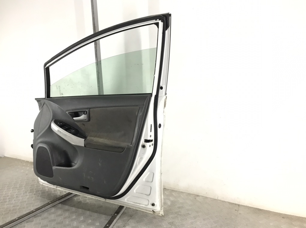 Дверь передняя правая для Toyota Prius, 2011 г. 1.8 i бензин б/у — фото 5