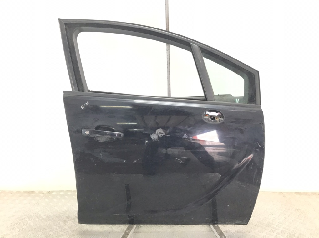 Дверь передняя правая для Opel Meriva, 2011 г. 1.7 CDTi дизель б/у