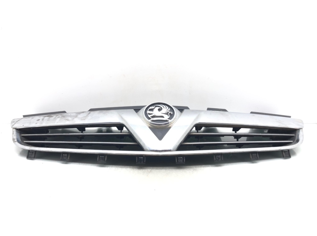 Решетка радиатора для Opel Zafira, 2010 г. 1.9 CDTi дизель б/у — фото 2