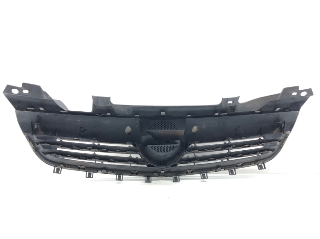 Решетка радиатора для Opel Zafira, 2010 г. 1.9 CDTi дизель б/у — фото 4