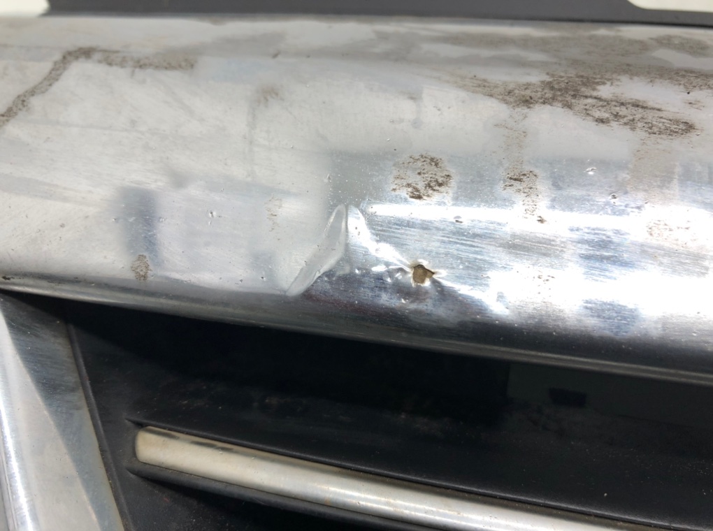 Решетка радиатора для Opel Zafira, 2010 г. 1.9 CDTi дизель б/у — фото 5
