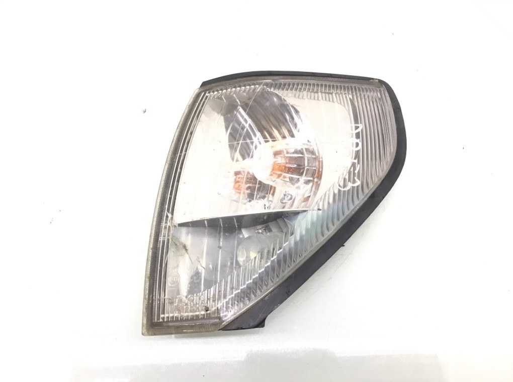 Поворотник левый для Toyota Land Cruiser Prado, 1999 г. 3.0 D дизель б/у