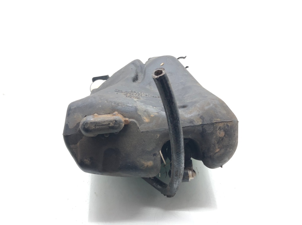 Бачок омывателя для Citroen C4, 2009 г. 2.0 HDI дизель б/у — фото 5