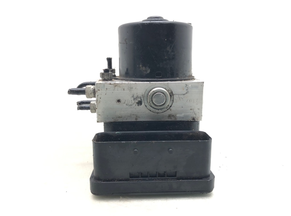 Блок ABS для BMW 3 E90/E91/E92/E93, 2010 г. 2.0 i бензин б/у — фото 2