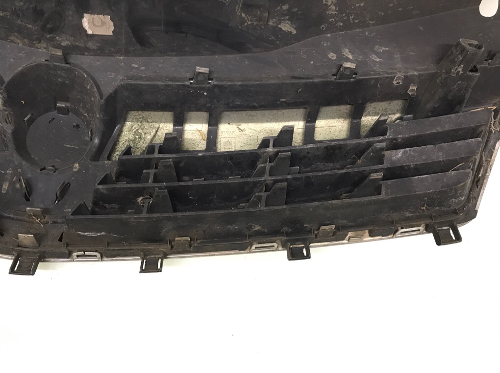 Решетка радиатора для Opel Astra, 2007 г. 1.6 i бензин б/у — фото 5