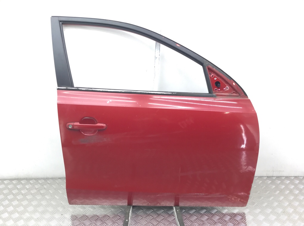 Дверь передняя правая для Hyundai i30, 2010 г. 1.6 CRDi дизель б/у