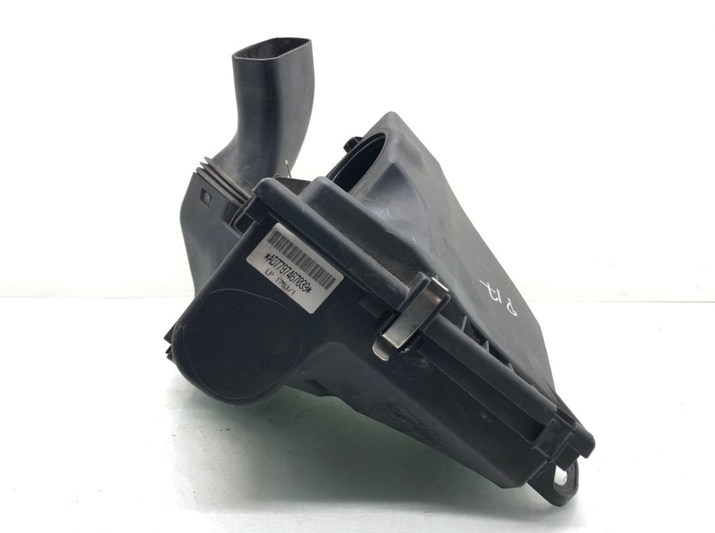 Корпус воздушного фильтра для BMW 3 E90/E91/E92/E93, 2008 г. 2.0 TD дизель б/у — фото 3