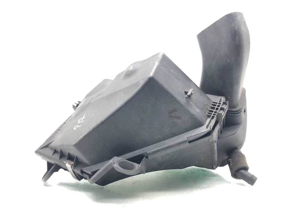 Корпус воздушного фильтра для BMW 3 E90/E91/E92/E93, 2008 г. 2.0 TD дизель б/у — фото 4