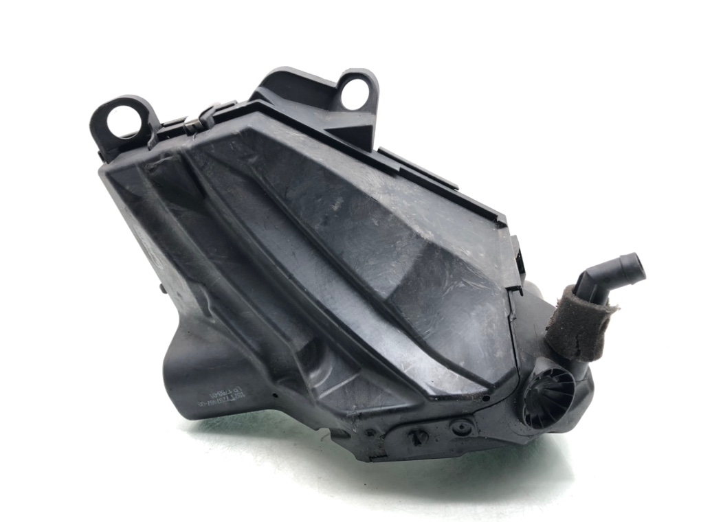 Корпус воздушного фильтра для BMW 3 E90/E91/E92/E93, 2008 г. 2.0 TD дизель б/у — фото 5