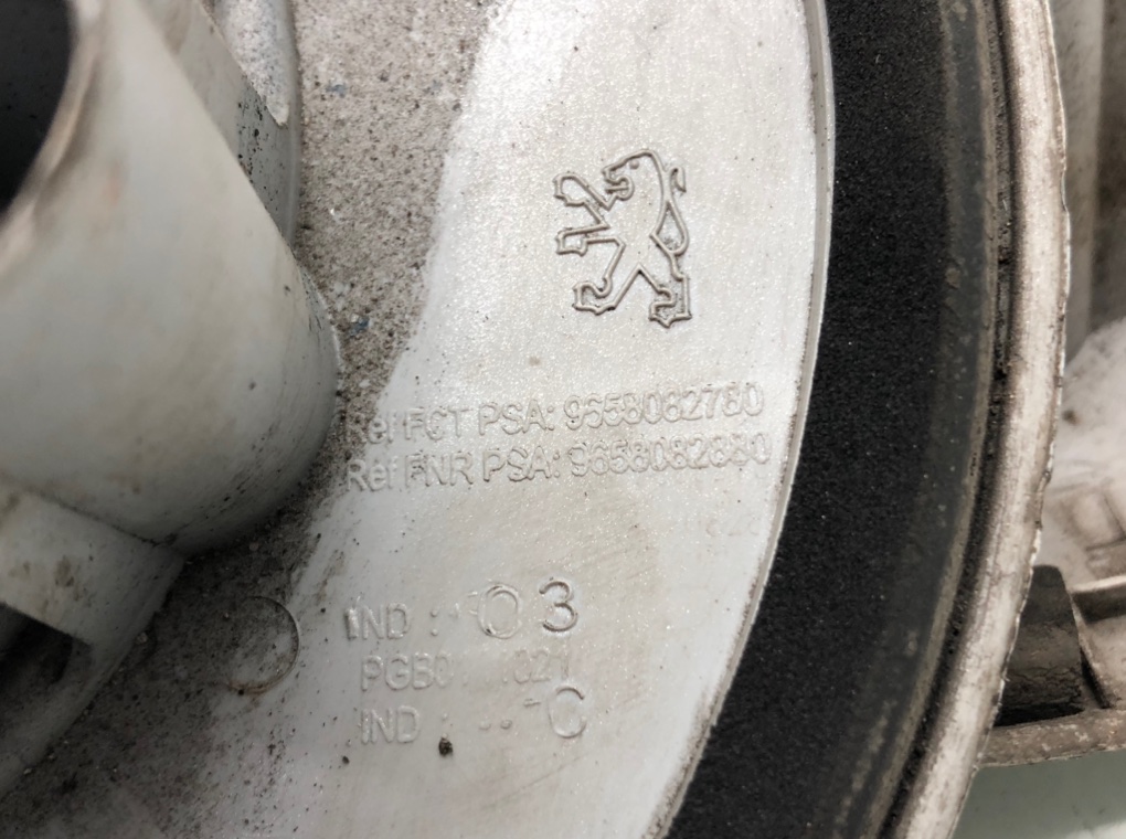 Колпак колесный для Peugeot Expert, 2009 г. 2.0 HDi дизель б/у — фото 7