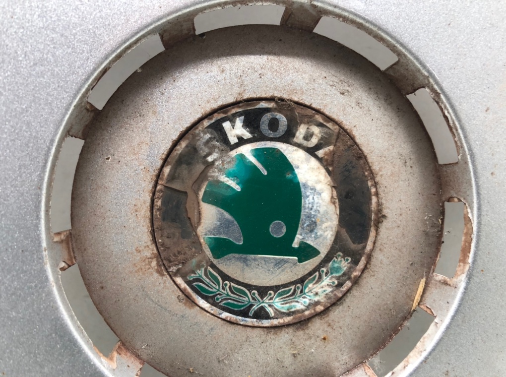 Колпак колесный для Skoda Octavia, 2002 г. 1.9 TDi дизель б/у — фото 4