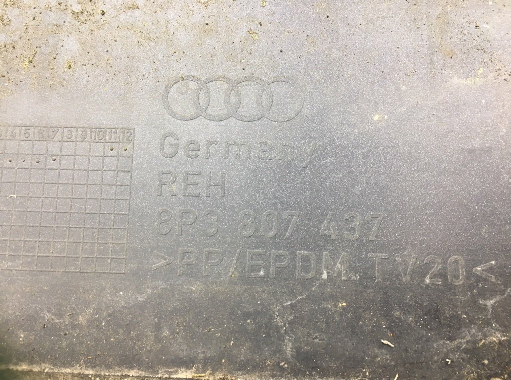 Бампер передний для Audi A3, 2004 г. 2.0 FSI бензин б/у — фото 12