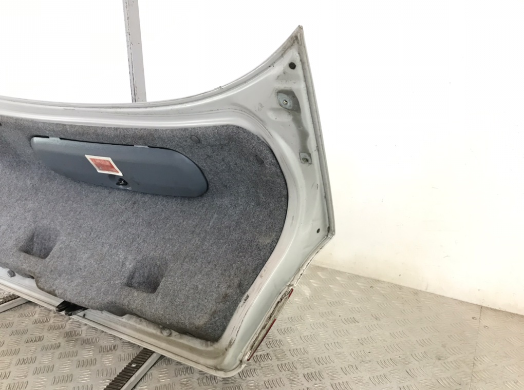 Крышка багажника для BMW 3 E46, 2003 г. 2.2 i бензин б/у — фото 4