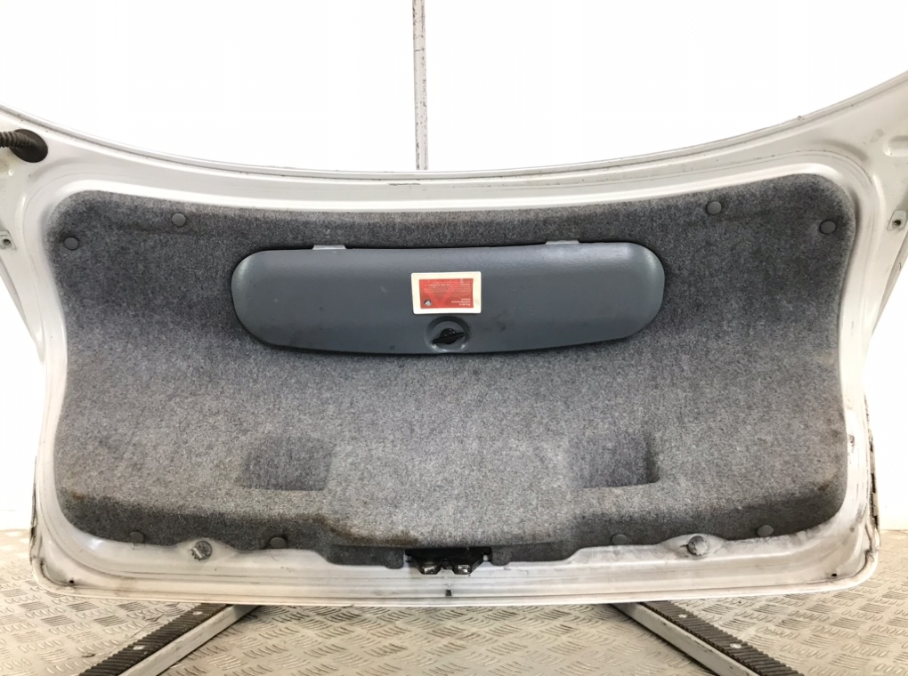 Крышка багажника для BMW 3 E46, 2003 г. 2.2 i бензин б/у — фото 5