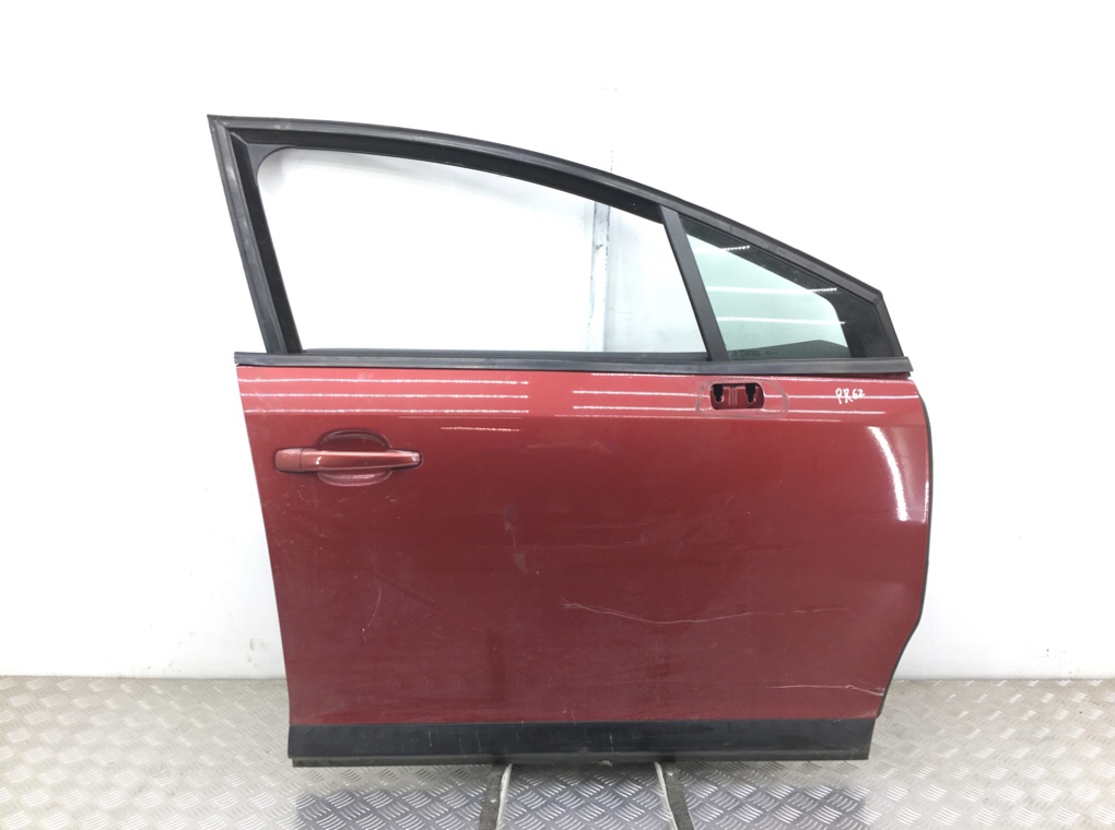 Дверь передняя правая для Citroen C4, 2010 г. 1.6 HDi дизель б/у